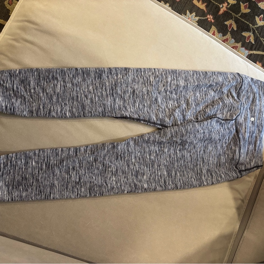 Crazy Yoga Grey and black leggings #leggings #activewear